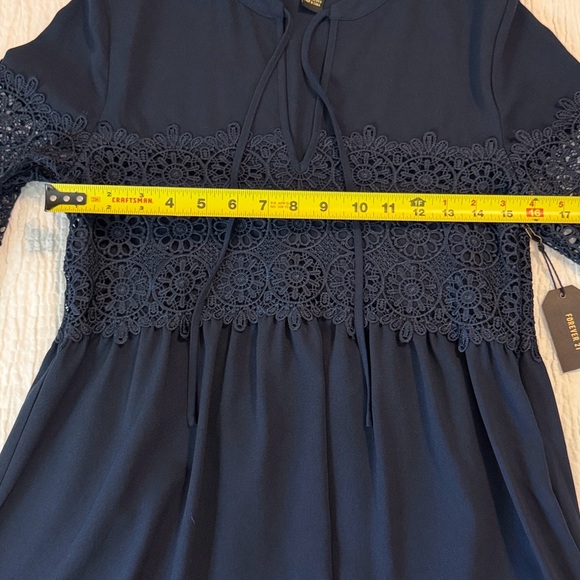 Forever 21 NWT Navy Long Sleeve Lace Dress - Picture 8 of 8